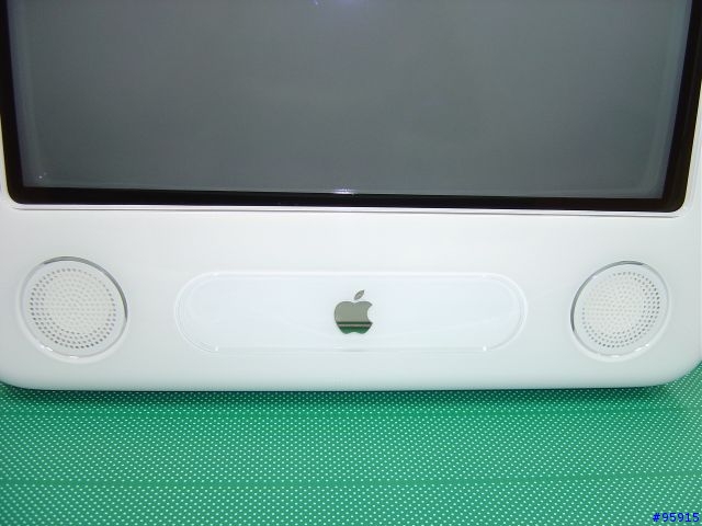 [分享]最可愛的Apple: eMac (入門Apple好選擇)