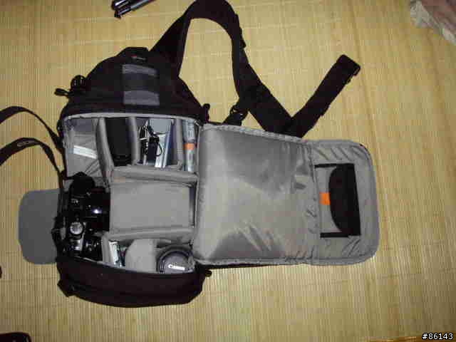 [分享]Lowepro SlingShot 200AW---數位相機包