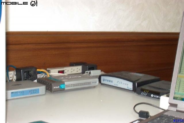 [入手] SMC SMCWBR14-G 無線 IP 分享器 & SMC2835W 無線網卡 (Card Bus)