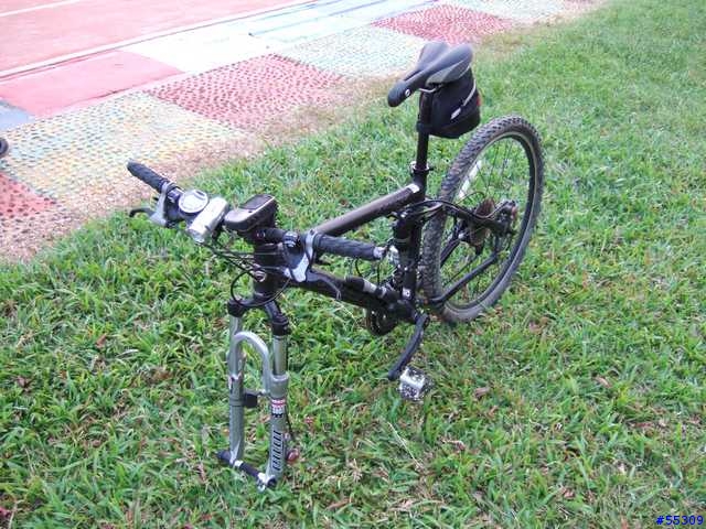(分享)topeak bikamper自行車帳(1/1/2006更新巴棍農場之旅)