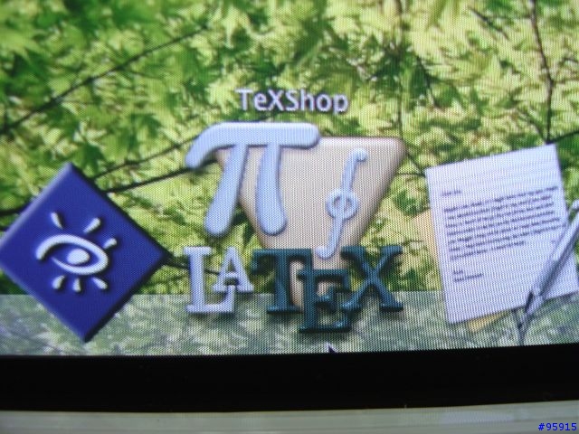 [分享]最可愛的Apple: eMac (入門Apple好選擇)
