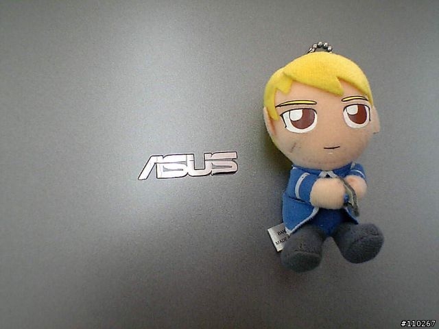[分享]商務機的另一個選擇/ASUS M9V----颱風天新增三張測試照片
