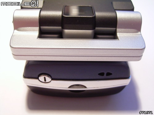【分享】 超薄手機 NEC N512i (圖多)