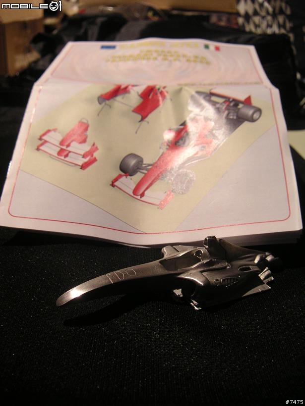 [分享]真正的模型逸品-Ferrari F2003 1/43 金屬模型