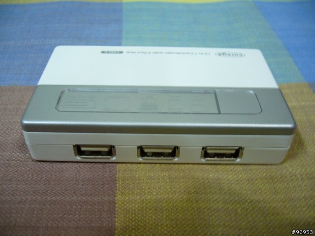 [分享]corega 13合一讀卡機複合三埠集線器 (USB2.0)