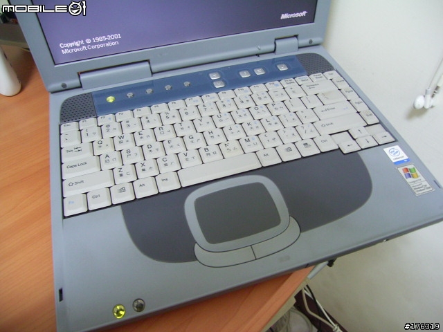 [新手分享] 舊時代的怪兵器-DESKNOTE-ECS 精英 A900