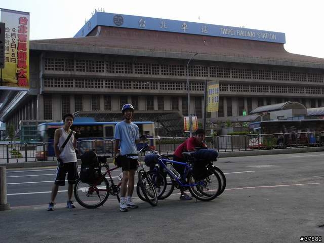 『拖稿很久的★BIKE環島之旅★』CH1984、ANSON、雅痞上台一鞠躬(2006.11.03 更新第九天)