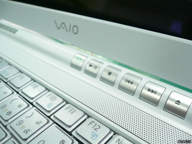 SONY TX90S 白色限量版.....圖多喔!!