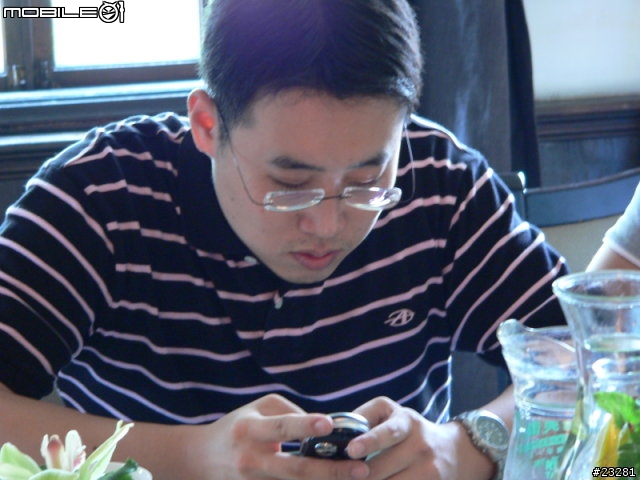 [活動相片集]94、10、1 哆啦A夢、史奴比手機搶先體驗