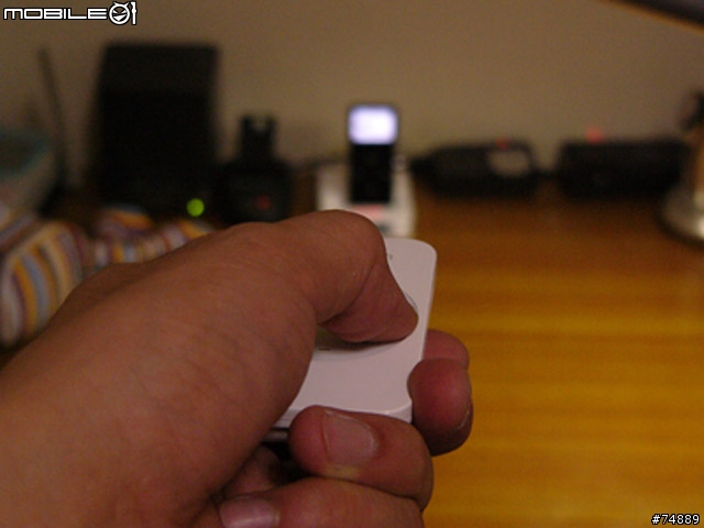[勸敗分享]kensington stereo dock- 給ipod一個舒服的窩