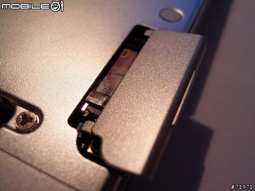 【分享】 超薄手機 NEC N512i (圖多)