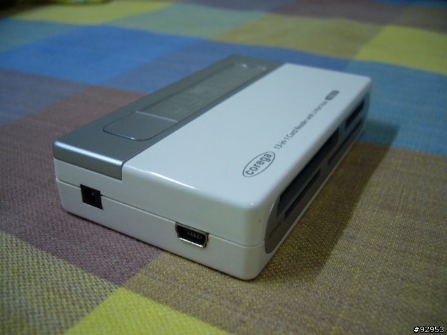 [分享]corega 13合一讀卡機複合三埠集線器 (USB2.0)