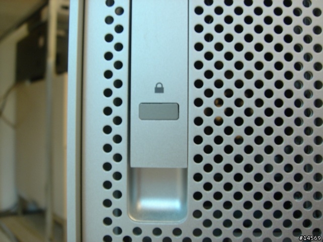 [看圖]加裝PowerMac G5 Bluetooth模組