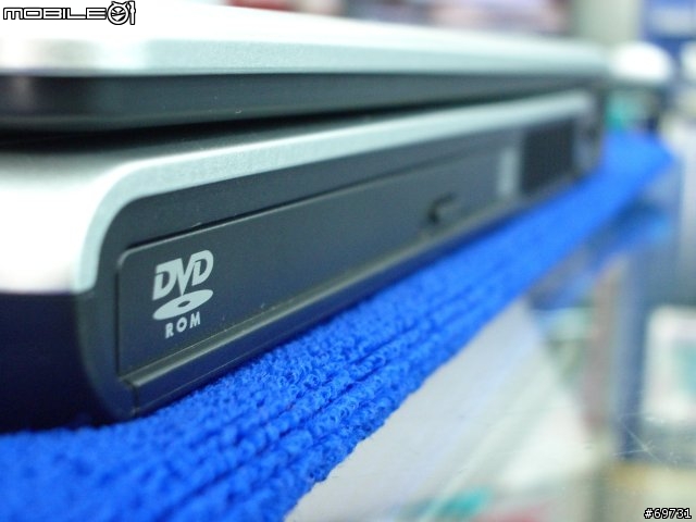 [分享]ACER 5501WXCi-U(宏碁企圖靠它搶回台灣銷售第一的龍頭)