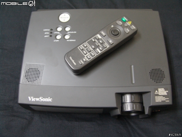 [分享]VIEWSONIC PJ750 投影機