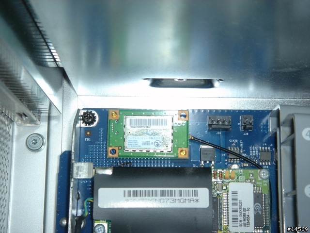 [看圖]加裝PowerMac G5 Bluetooth模組