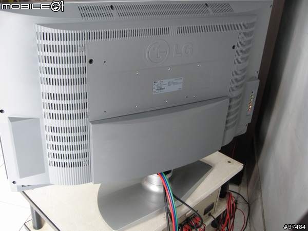 [分享]LG 32LX2R 32吋液晶電視初登場