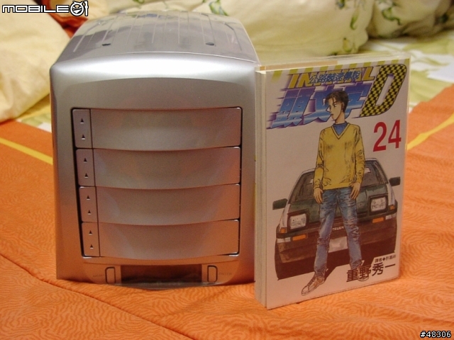 [分享] Accusys Acuta 4 (RAID5 1394/USB 外接陣列) 開箱照