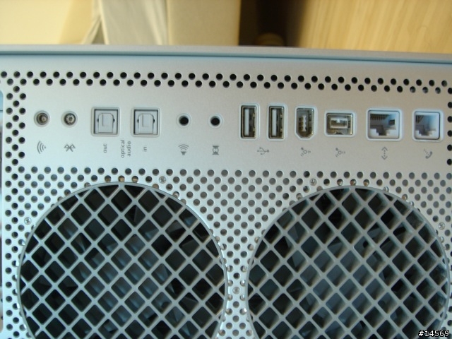 [看圖]加裝PowerMac G5 Bluetooth模組