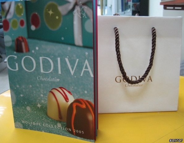 台南也有GODIVA 巧克力專櫃了!!