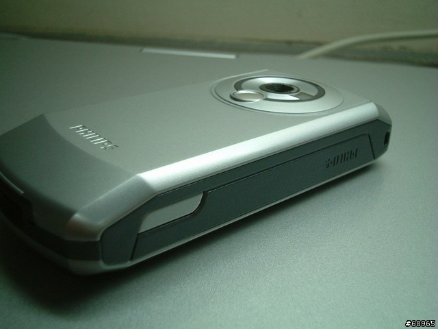 [分享]飛利浦直立手機362寫真