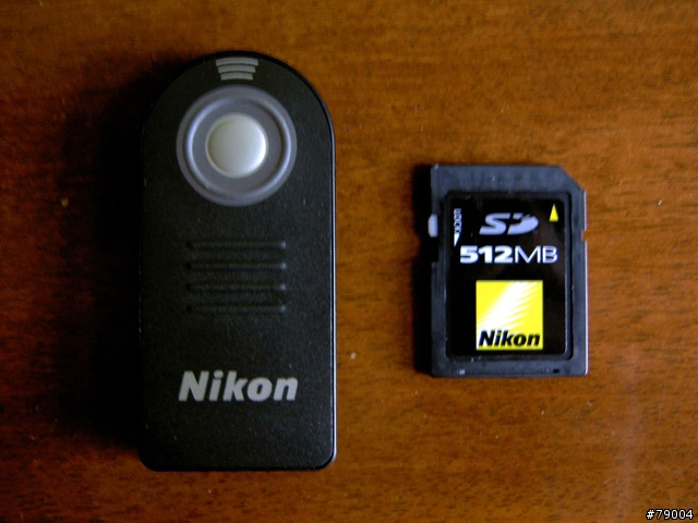 [分享] 再來一台 Nikon D50  (戰鬥力提升配件)