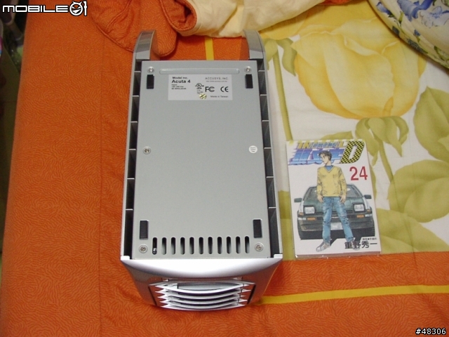 [分享] Accusys Acuta 4 (RAID5 1394/USB 外接陣列) 開箱照