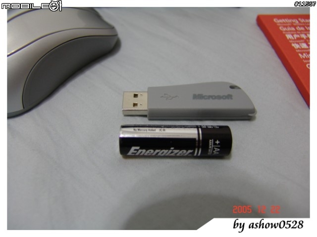[年未搶積分大作戰]Microsoft Wireless Notebook Laser Mouse 6000《無線迅雷鯊 6000》