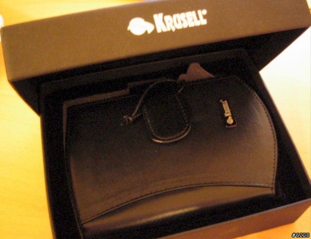 【分享】 剛收到的 Krusell 笔記本皮套 universal calendaric case for XDA 2s/ Dopod 700  (圖多)