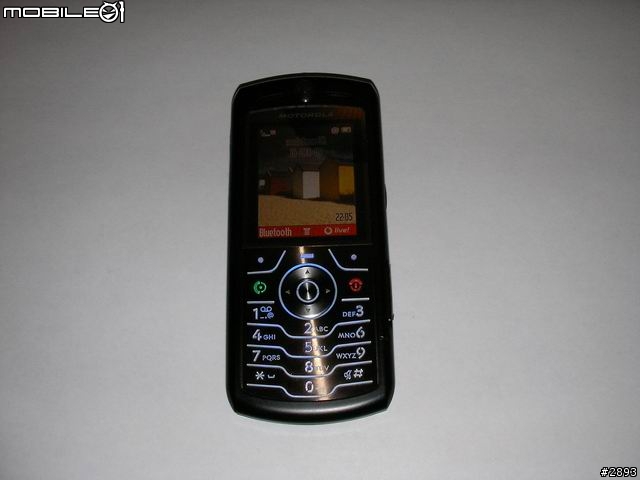 [01獨家分享] Motorola SLVR L7 實機照片
