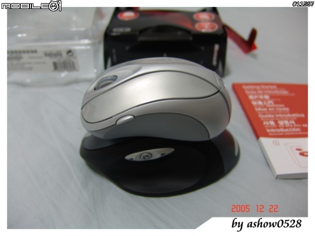 [年未搶積分大作戰]Microsoft Wireless Notebook Laser Mouse 6000《無線迅雷鯊 6000》
