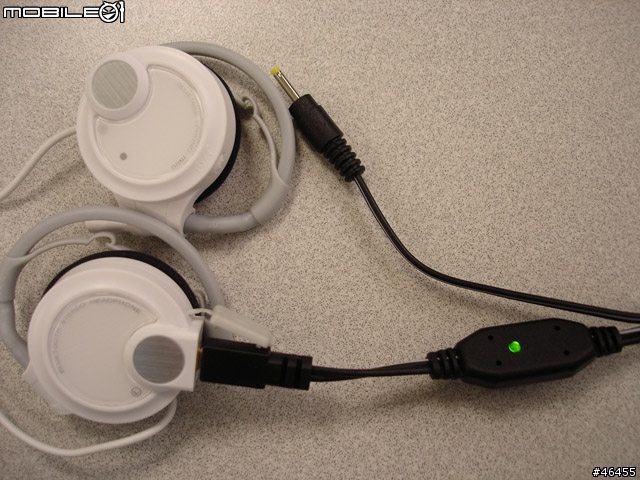 [分享]輕巧玲瓏! BLUETAKE i-PHONO mini  耳掛式藍芽立體聲耳機入手報告(三色到齊囉,12/24補上BT430TX)