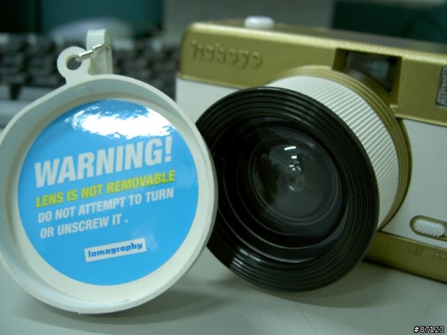 圖多 LOMO-FISHEYE 誠品書店限量版 入手!!
