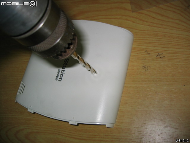 [DIY] Buffalo 無線網路基地台改裝外接天線接頭