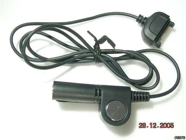 是Mp3??錯..是6230i....3.5"轉接頭!!