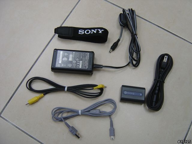 [分享] Sony R1 入手囉 (加上試拍照囉2006.02.08)