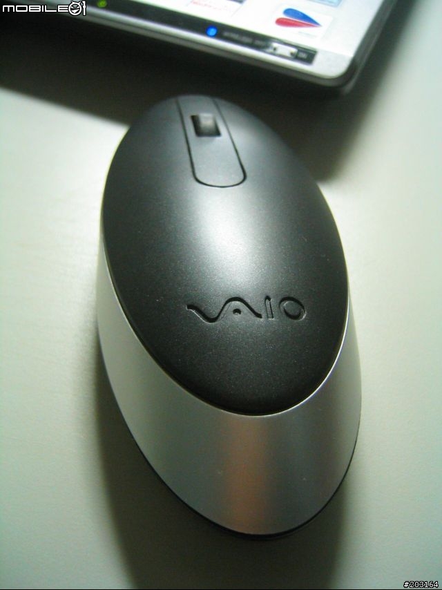 [分享] VAIO BMS-30藍芽滑鼠