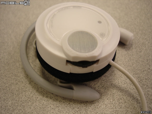 [分享]輕巧玲瓏! BLUETAKE i-PHONO mini  耳掛式藍芽立體聲耳機入手報告(三色到齊囉,12/24補上BT430TX)