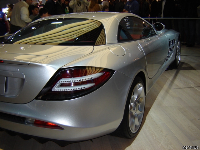 2006 Detroit Auto Show-3