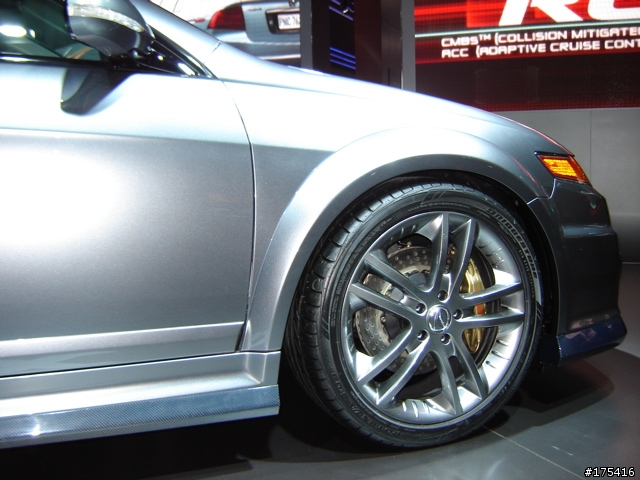 2006 Detroit Auto Show-6