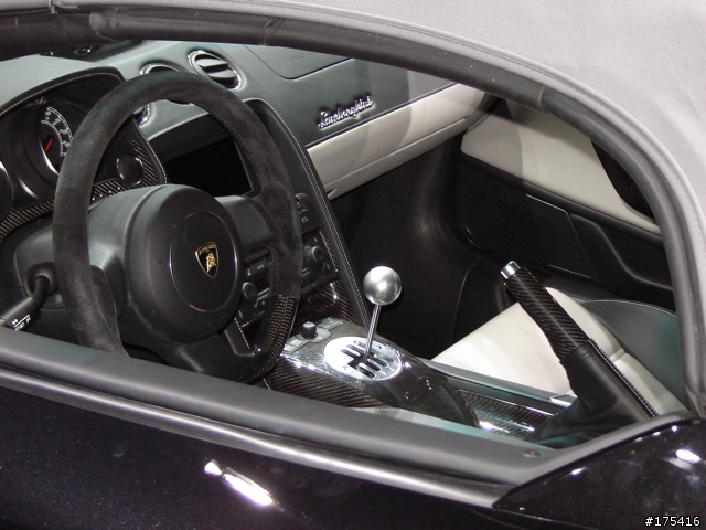 2006 Detorit Auto Show-9