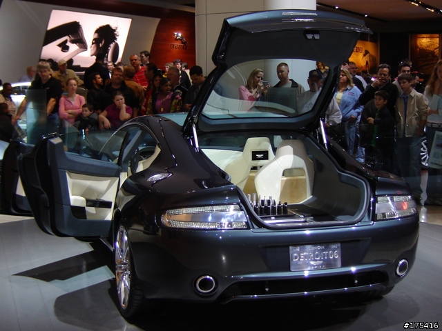 2006 Detroit Auto Show-7