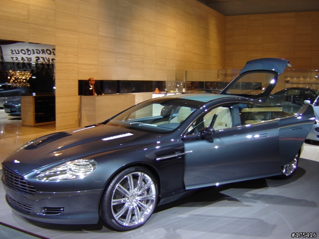 2006 Detroit Auto Show-7