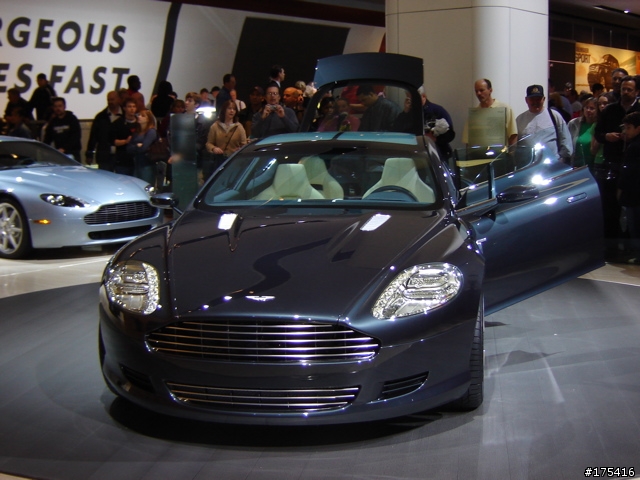 2006 Detroit Auto Show-7