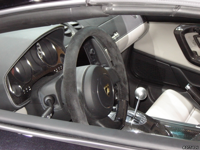 2006 Detorit Auto Show-9