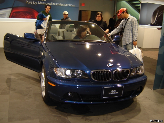 2006 Detorit Auto Show-10