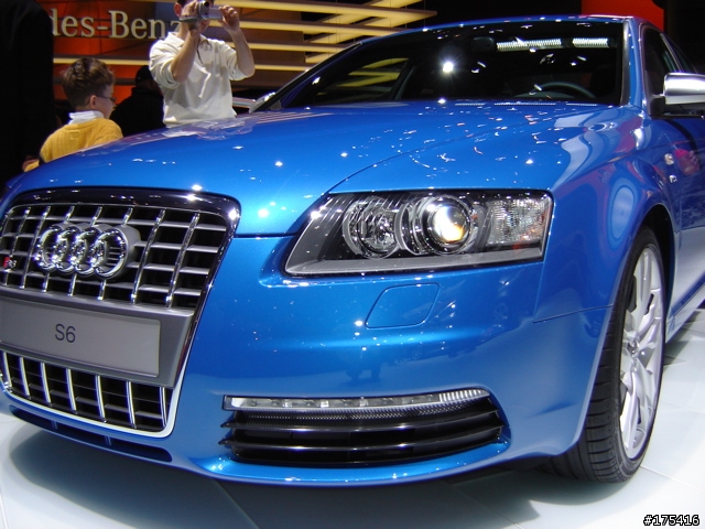 2006 Detroit Auto Show-3
