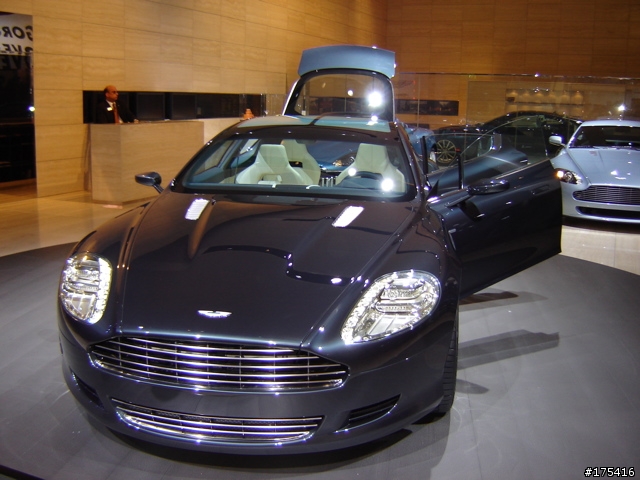 2006 Detroit Auto Show-7