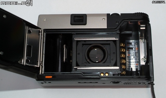 [分享] 逝去的Contax ----- 2台t3 記念版的最後遺照