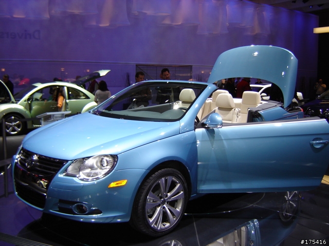 2006 Detorit Auto Show-10